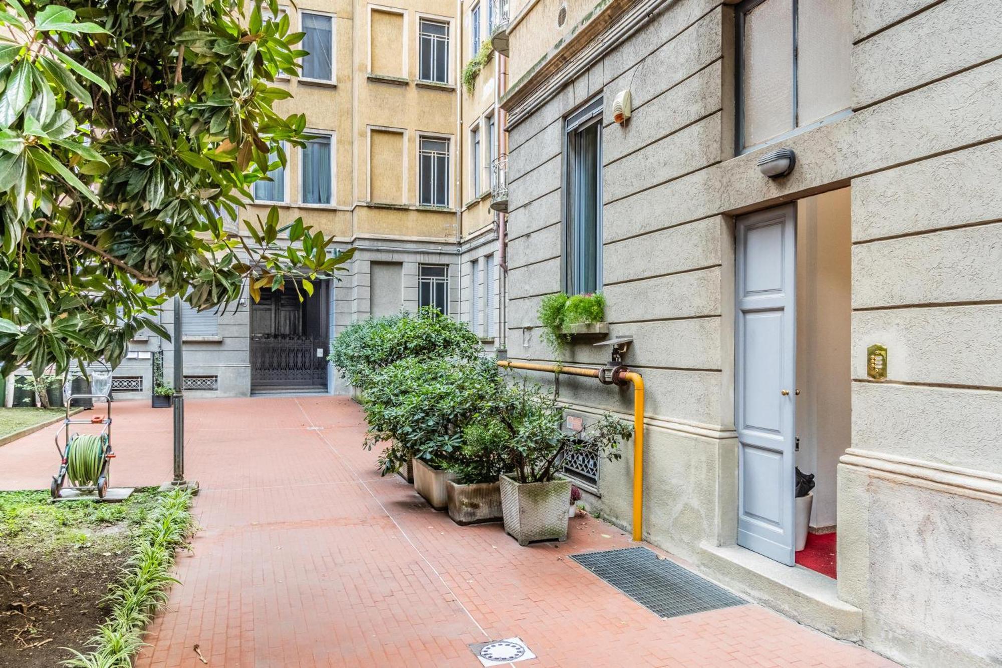 Goldoni House - Duomo 2 K M - Porta Venezia - Linate * Milano